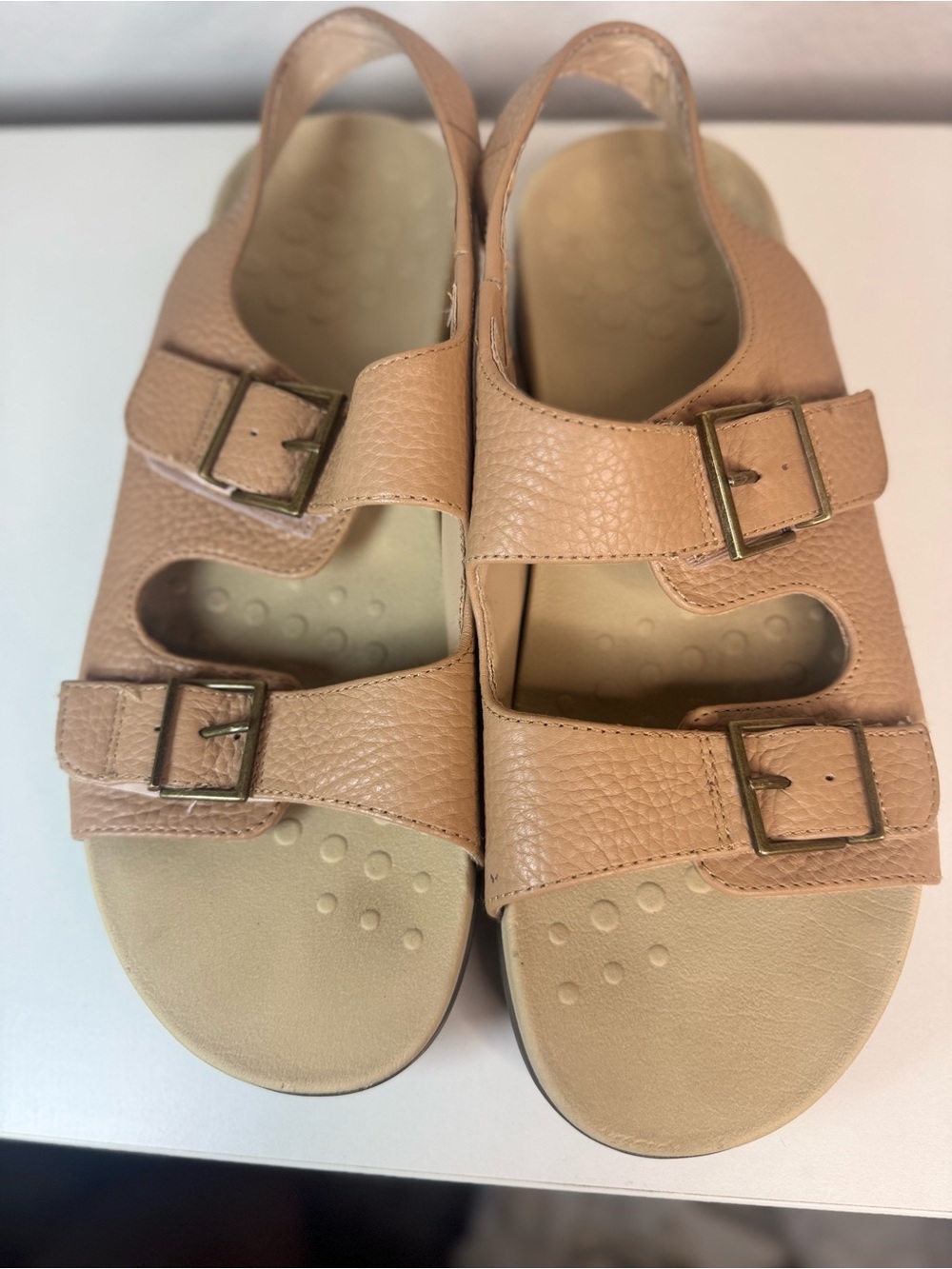 Vionic Women’s Beige/Tan Double Buckle Slingback Sandals size 11